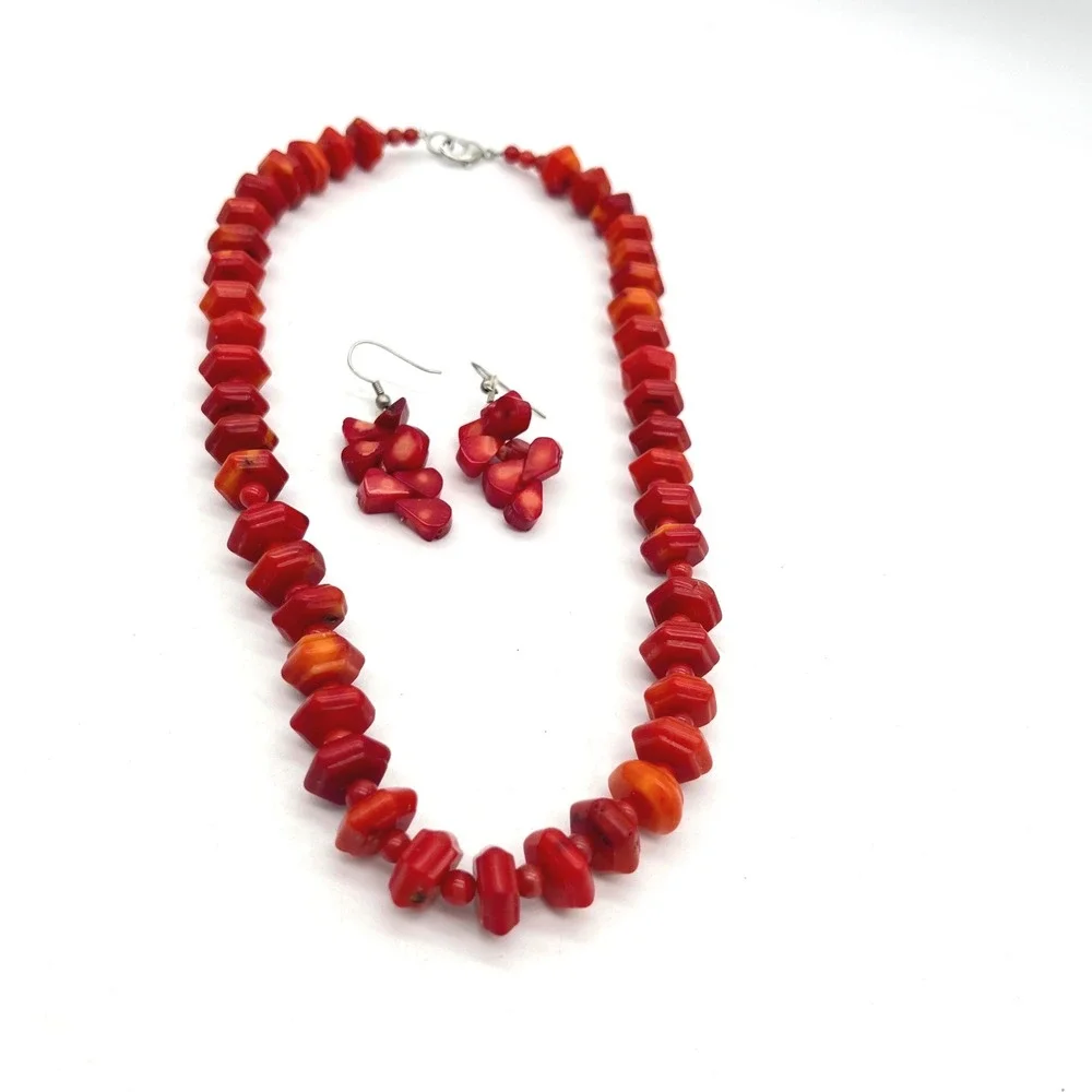 Unbranded red coral